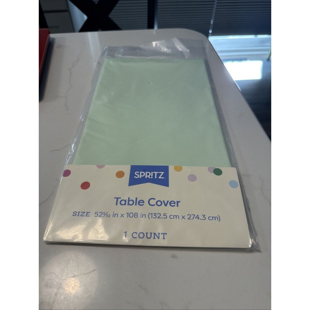NEW Spritz Table Cover Size (52 5/32” X 108”)